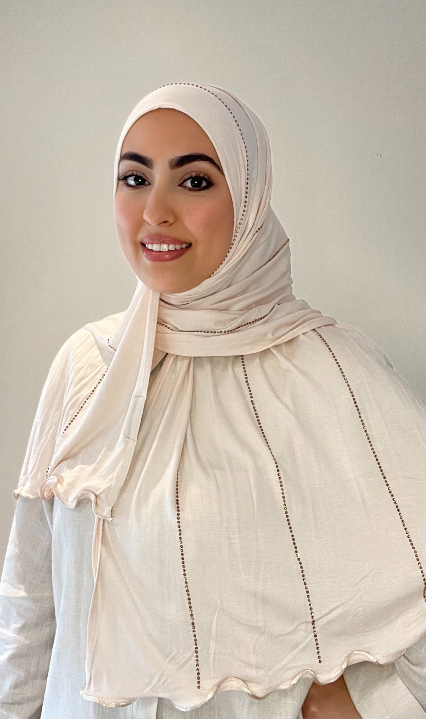Hijab Shiny crème