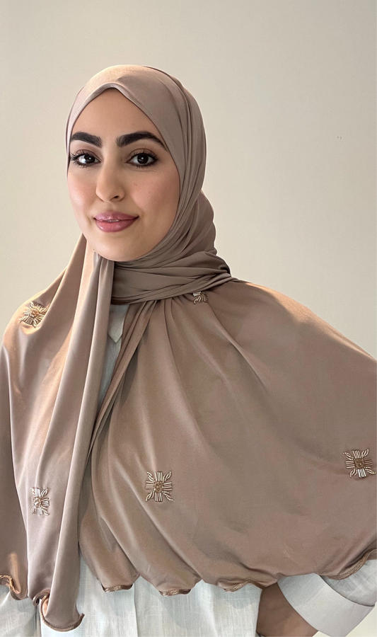 Hijab princess taupe