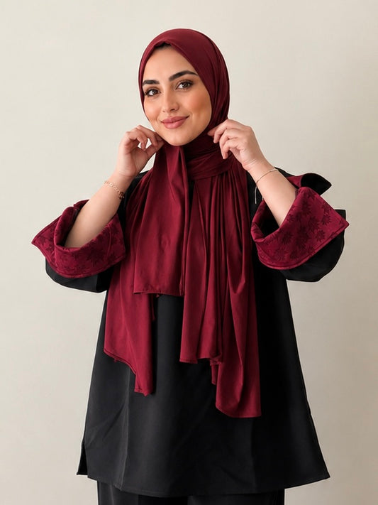 pull oversize avec détails sur les manches